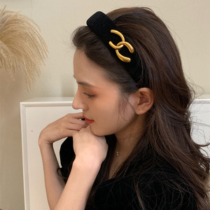 Serre-tête coréen rétro de <span class=keywords><strong>grande</strong></span> marque, style haut de gamme, pour femme, automne-hiver, élégant, fait main, en alliage et tissu - Product Image 1