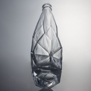 Venta Directa de Fábrica, Botella de Vidrio Cilíndrica Alta de 750 ml, la Más Vendida, para Almacenamiento de Whisky, Ron y Brandy, con Tapón de Corcho, Personalizable - Product Image 5