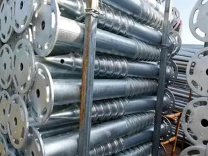 ระบบติดตั้งแผงโซลาร์เซลล์แบบเสาเข็มเกลียวชุบสังกะสี  ฐานยึดแผงโซลาร์เซลล์แบบเสาเข็มเกลียวลงดิน - Product Image 6