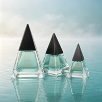 Flacon de parfum en verre pyramidal de luxe avec bouchon triangulaire noir, vaporisateur à fine brume, logo personnalisé, emballage OEM