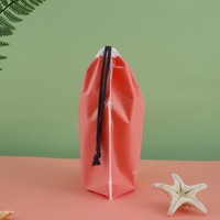 Sac de rangement en plastique CPE imperméable personnalisé UniOne en gros, sac à cordon givré réutilisable, pochettes portables pour parapluies