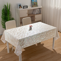 Nappe rectangulaire antidérapante RNPT en coquille de perle irisée blanche à motif discret pour bébé