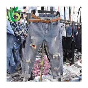 Fabbrica di abbigliamento all'ingrosso ordinare abbigliamento di seconda mano di JEANS da donna pantaloni balla vestiti usati borse usate corea vestiti usati