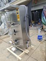 Machines de fabrication de sachets d'eau, machines d'emballage de liquides, machines de remplissage de sachets d'eau pure, machines de scellage de grands sachets de haute qualité
