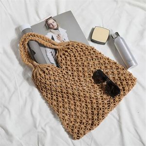 Mini sac en paille tressée brodé, sacs de plage d'été grands à porter à l'épaule, sac à main Cristiane Stampa Donna - Product Image 6
