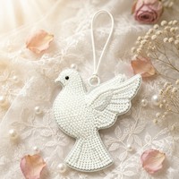 Pendentif étoile colombe ange en perles de riz blanc pur ; Décoration suspendue faite main de style minimaliste en perles ; Accessoire européen et américain