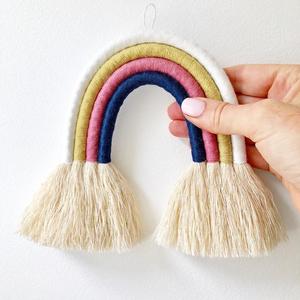 ผนังรุ้งแขวนประดับ แฮนด์เมดแห่งความสุข - Product Image 1