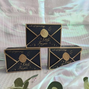 Boîte de papier enveloppe or rouge bleu avec poignée Emballage cadeau de mariage bonbon biscuit chocolat <span class=keywords><strong>macaron</strong></span> - Product Image 5