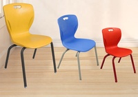 Chaises empilables pour étudiants, mobilier scolaire moderne et écologique, assise en plastique avec pieds en aluminium