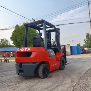 Toyota Mini <b>Forklift</b> 3 Ton Used Diesel 4500KG 0-2000 Hours Certified Original Japan FD30 - Product Image 2