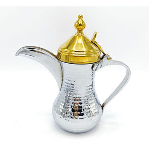 กาต้มน้ำขายดี งานโลหะสไตล์อาหรับ พร้อมการตกแต่งระดับพรีเมียม ผลิตด้วยมือ จำหน่ายโดยผู้ส่งออก - Product Image 1