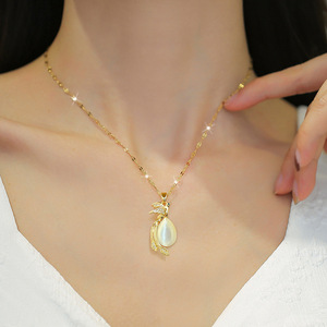 Collar con Colgante de <span class=keywords><strong>Letra</strong></span> Inicial Chapado en Oro, de Acero Inoxidable, 26 Letras del Alfabeto Inglés Antiguo, Venta al Por Mayor de HY Fashion - Product Image 2