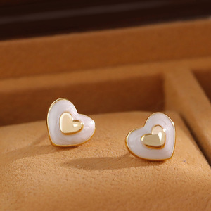 Pendientes con forma de corazón, rojo, blanco, aleación de zinc, regalo para mujer, joyería, accesorio de moda - Product Image 4