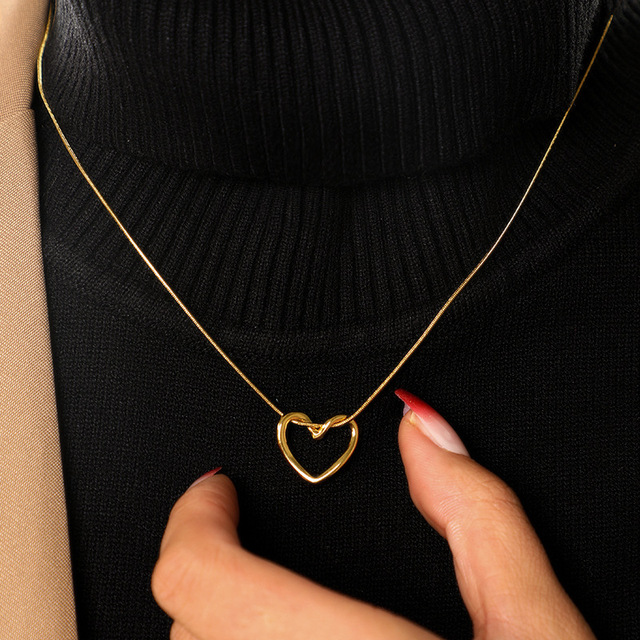 New Stainless Steel Unisex Design Student Pendant Clavicle Chain Hollow love Necklace