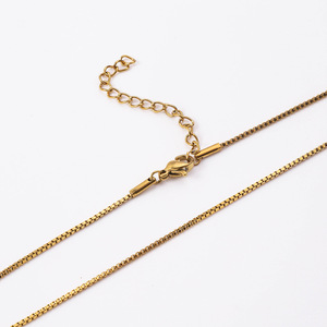 Collier chaîne maille gourmette en acier inoxydable doré poli, minimaliste, empilable, bijou de main pour femme, usage quotidien, vente en gros - Product Image 5