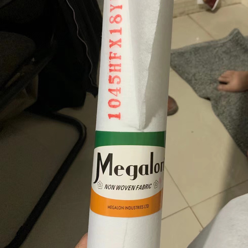 Нетканая прокладка из мегалона 1045HF 1055HF 1070HF Нетканая прокладка отправлена в YEMEN