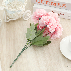 <span class=keywords><strong>Fleurs</strong></span> <span class=keywords><strong>de</strong></span> <span class=keywords><strong>chrysanthème</strong></span> artificielles décoration <span class=keywords><strong>de</strong></span> Table boule <span class=keywords><strong>de</strong></span> <span class=keywords><strong>chrysanthème</strong></span> 33 cm avec 5 <span class=keywords><strong>fleurs</strong></span> - Product Image 6