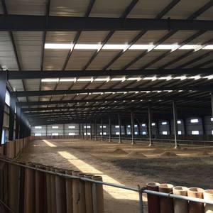 Abri d'élevage extérieur moderne 6x9m, structure en acier, toit en tôle galvanisée, ferme, bétail, moutons, chevaux, poulailler - Product Image 1