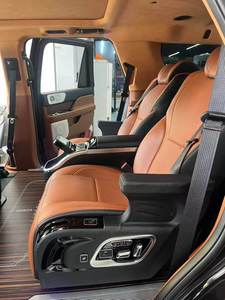 Sièges d'Aviateur en Cuir Véritable et Kit Accoudoir Central pour les Modèles Lincoln Navigator, Toyota Highlander, Land Cruiser et Aviator - Product Image 4