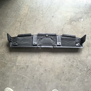 Couverture de poutre longitudinale arrière noire pour Toyota NX200 2017, pièce articulée de coffre arrière 50768-78010 - Product Image 2