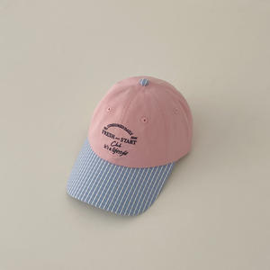 Casquette de baseball respirante et imperméable à motif écossais, blocs de couleur et lettres brodées, douce, pour parents et enfants, style décontracté et sportif - Product Image 5