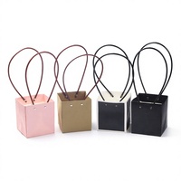 Boîte carrée colorée 11x11x13cm, sac à fleurs imperméable, carton 350g, mini sac à main, couleurs assorties, vente en gros pour fleuristes