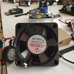 9000 סל "ד 5v 12v Rc מנוע קירור מאוורר פלסטיק 35 x35 x10mm Dc מניפה (bldc) עבור 1/8 מכונית 1/10 Rc 3510 מאוורר ללא 3510 - Product Image 1