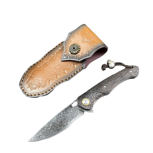 มีดพับพกพาสำหรับงานอดิเรก ด้ามไม้มะฮอกกานีสีแดง ประดับด้วยเหล็กดามัสกัสแบบ OEM สำหรับกิจกรรมกลางแจ้ง ตั้งแคมป์ พกพาประจำวัน และเอาตัวรอด - Product Image 1