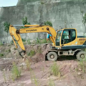 Pelle multifonction sur chenilles originale de la Corée Hyundai 150 d'occasion à haut rendement Hyundai en bon état en vente - Product Image 1