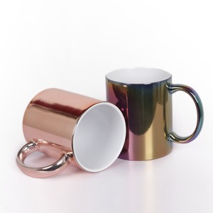 Taza de cerámica personalizada electrochapada de 15 oz, color sólido con asa, chapado en oro de grado A, chapado bicolor para regalos. - Product Image 1