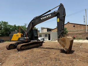 Excavadora Hidráulica Usada Volvo EC220 de 22 Toneladas, Modelo 2024, Moderna, 95% Nueva, Excelente Estado, con Motor y Componentes de Transmisión - Product Image 6
