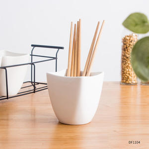 DF1104 ชุดที่วางตะเกียบเซรามิก 3 ชิ้น ชั้นวางของสีขาวสำหรับจัดระเบียบอุปกรณ์ครัว - Product Image 2