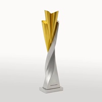 Trofeo de Resina Personalizado con Diseño Libre, Creativo, Irregular, en Oro, Plata o Bronce, para Premios Anuales de Empresa
