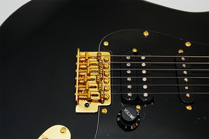 Guitarra Eléctrica al por Mayor Estilo ST con Cuerpo de Álamo Macizo y Trémolo Satinado, Fabricante Profesional de Guitarras - Product Image 3
