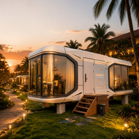 Capsule spatiale futuriste haut de gamme, maison préfabriquée modulaire, mini-villa pour station balnéaire en montagne, cabine mobile intelligente en conteneur