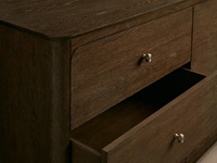 Commode à neuf tiroirs de luxe moderne, style contemporain français, meuble de chambre à coucher