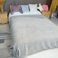 Deckenfabrik Bestseller Warme Velours-Winterbettdecke Flauschige Decke Einfarbig für Hotels 350gsm