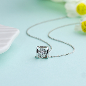 Colgantes de Diamantes Naturales en Oro Sólido de 18K con Forma de Corazón, Diseño Cristiano Creativo, Venta al Por Mayor Personalizada, Regalo Clásico para Novia - Product Image 6