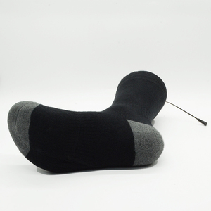 Chaussettes de ski thermiques électriques personnalisables 100% coton tricoté USB Rechargeable batterie chauffante chauffe-pieds pour l'<span class=keywords><strong>hiver</strong></span> ODM approvisionnement - Product Image 1