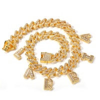 Colliers en forme de lettres avec pendentif, bijoux personnalisés, créatifs et personnalisés, chaînes cubaines en diamant CZ, pendentif avec nom