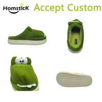 Pantoufles douces en peluche pour femme, certifiées California Prop 65, délai de livraison 30-60 jours, claquettes amusantes en forme de grenouille verte