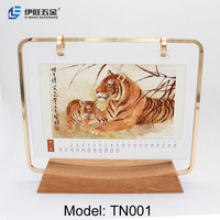 YIWANG Vente en gros 2025 – Calendrier de table/bureau personnalisé avec impression de logo – Calendrier mensuel à feuilles mobiles