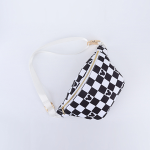 กระเป๋าคาดเอวแฟชั่นไนลอนแบบยูนิเซ็กส์ รุ่นจัมโบ้ ลายตารางขาวดำ พิมพ์ลายทั้งใบ ปิดซิป กันน้ำ พกพาสะดวก - Product Image 4