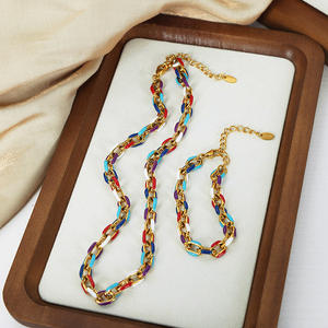 مجموعة مجوهرات نسائية عصرية مطلية بالذهب عيار 18 قيراط مقاومة للماء للسيدات قلادة ملونة من المينا سلسلة سميكة لحفلات الزفاف - Product Image 5