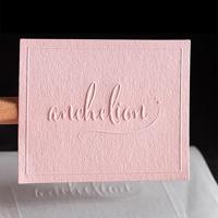 Autocollants en papier texturé en relief avec logo 3D personnalisé, autocollants adhésifs imperméables aux UV, étiquettes de boîte, autocollants de scellement en relief, autocollants colorés en gros