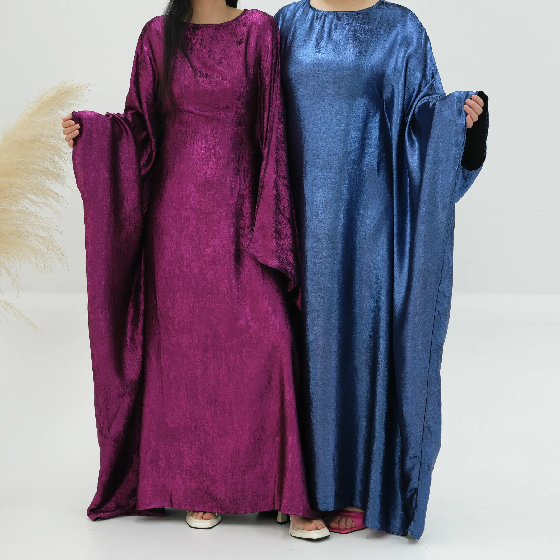 Op Maat Gemaakte Loriya Abaya 2024 Damesjurken Elegant Glanzend Polyester Kaftan Abaya Batwing Stijl Islamitische Kleding Abaya