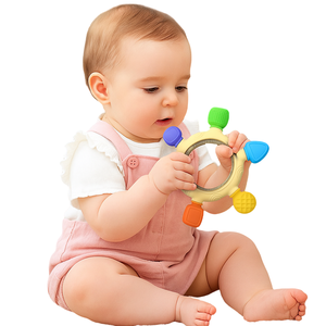 Non toxique sans BPA bébé Silicone anneau de dentition jouet infantile sensoriel main Bracelet avec baleine forme mâcher anneau doux jouets de dentition en bois - Product Image 1