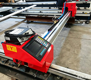 Découpeuse CNC à double entraînement pour la découpe au plasma et au gaz de structures en acier, avec portée de coupe personnalisée - Product Image 1