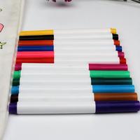 Ensemble de 12 marqueurs textiles créatifs non toxiques et lavables pour la confection de vêtements, la décoration de chaussures et l'art artisanal