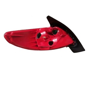 Aplicable a las luces traseras Peugeot 206 T11 sin placa de circuito L:0025311701 R:0025311801 - Product Image 5